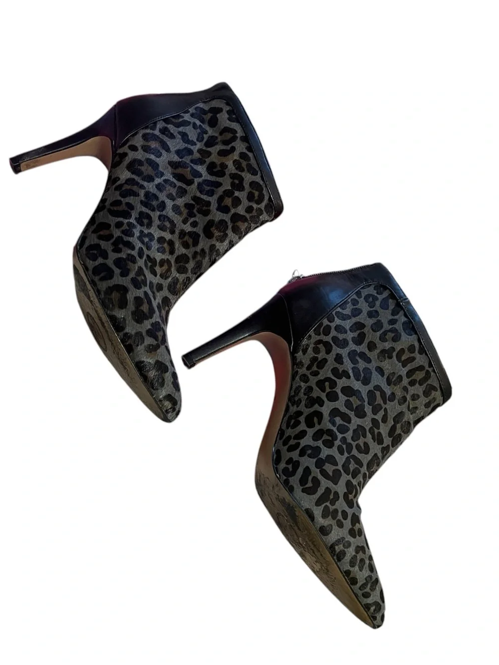 Adrienne Vittadini Leopard Print Pointed Toe Ankle Booties in Black and Gray